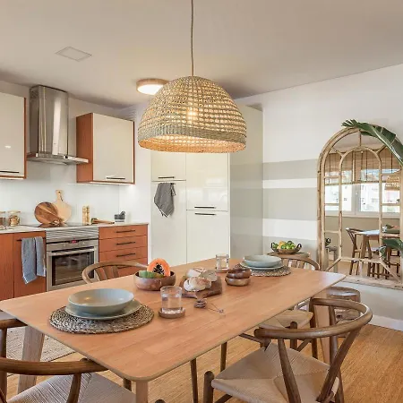 Karimata - 2 Bedrooms And Parking In Arroios *