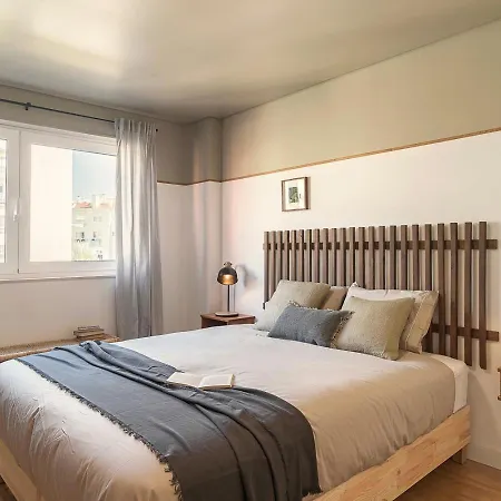 Apartamento Karimata - 2 Bedrooms And Parking In Arroios